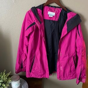 Women’s Colombia rain jacket size S
